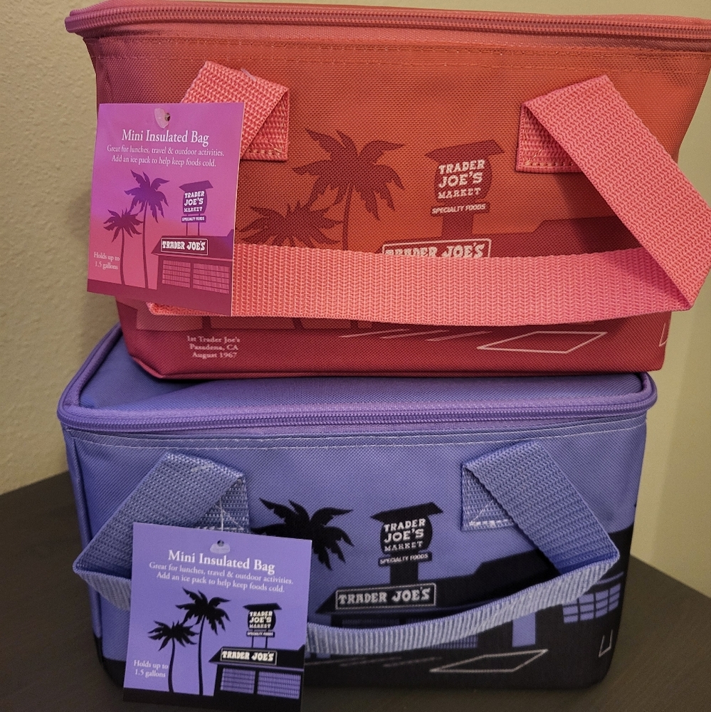 Trader Joes Mini Insulated Bag - Picture 2 of 2
